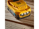 Набор аккумуляторов и зарядного устройства DeWALT DCB1102E2