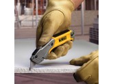 Нож DeWALT DWHT10046-0 с выдвижным лезвием