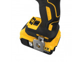 Аккумуляторный бесщеточный гайковерт DeWALT, 18 В, 447 Нм, 2000 об/мин, 3100 уд/мин, с 2 АКБ 5 Ач и ЗУ, в кейсе TSTAK, DCF894P2