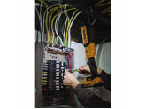 Аккумуляторный фонарь DeWALT DCL050N