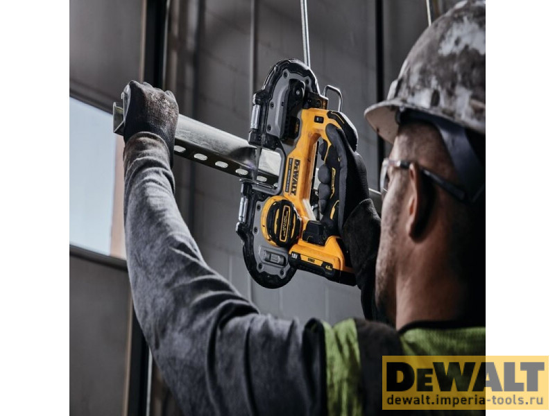 Аккумуляторная ручная ленточная пила по металлу DeWALT DCS377NT, 18В, макс. 46 мм, без аккумулятора и зарядного устройства Аккумуляторная ручная ленточная пила по металлу DeWALT DCS377NT, 18В, макс. 46 мм, без аккумулятора и зарядного устройства