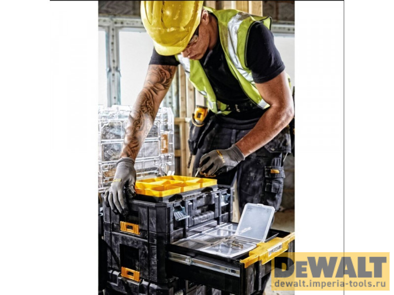 Ящик для инструмента DeWALT TSTAK, (TSTAK III) DWST1-70705, глубокий с 6 контейнерами модульной системы хранения Ящик для инструмента DeWALT TSTAK, (TSTAK III) DWST1-70705, глубокий с 6 контейнерами модульной системы хранения