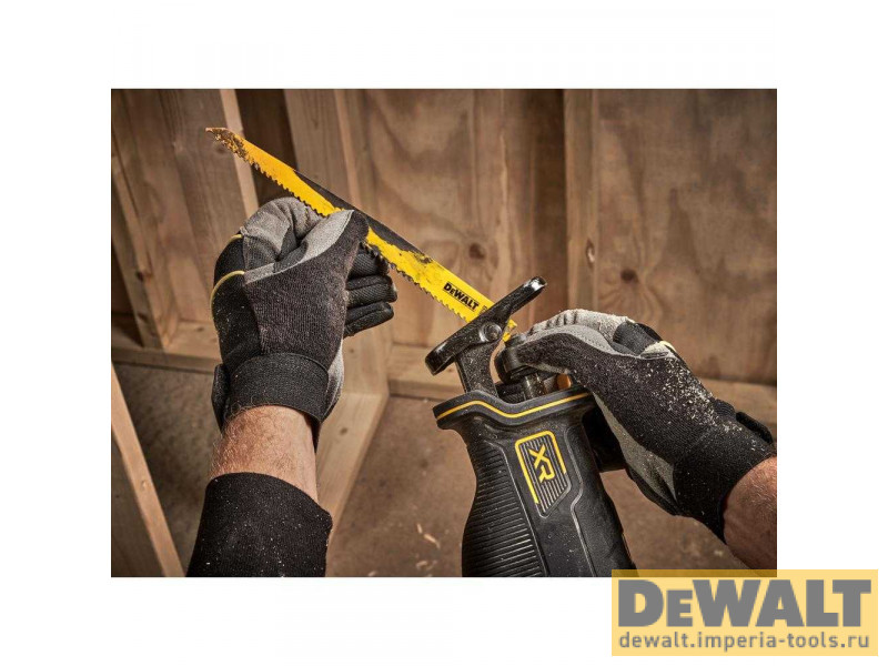 Сабельная пила DeWALT DCS382N, без аккумулятора и ЗУ, 18В Сабельная пила DeWALT DCS382N, без аккумулятора и ЗУ, 18В