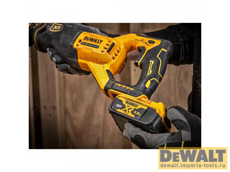 Сабельная пила DeWALT DCS382N, без аккумулятора и ЗУ, 18В Сабельная пила DeWALT DCS382N, без аккумулятора и ЗУ, 18В