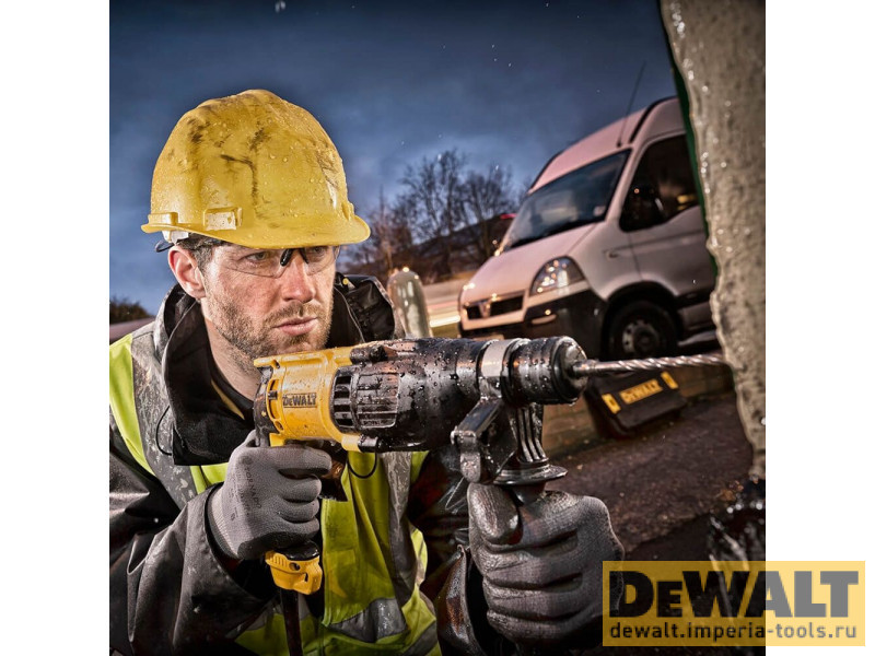 Перфоратор DeWALT D25133K, SDS-plus, 800 Вт Перфоратор DeWALT D25133K, SDS-plus, 800 Вт