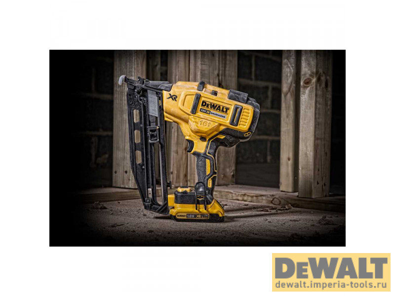 Аккумуляторный шпилькозабивной пистолет DeWALT DCN660P2, 18 В XR, 2 АКБ 5 Ач, ЗУ, кейс Аккумуляторный шпилькозабивной пистолет DeWALT DCN660P2, 18 В XR, 2 АКБ 5 Ач, ЗУ, кейс