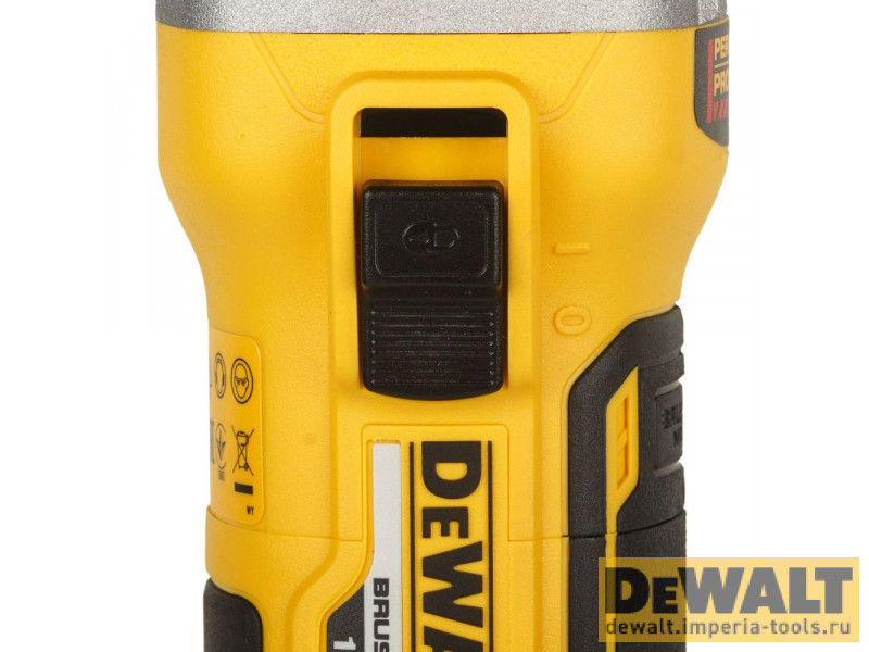 Аккумуляторная бесщеточная угловая шлифмашина DeWALT, 18 В, 125 мм, 9000 об/мин, чемодан, с 2 АКБ 5 Ач и ЗУ, в кейсе TSTAK, DCG405P2 Аккумуляторная бесщеточная угловая шлифмашина DeWALT, 18 В, 125 мм, 9000 об/мин, чемодан, с 2 АКБ 5 Ач и ЗУ, в кейсе TSTAK, DCG405P2