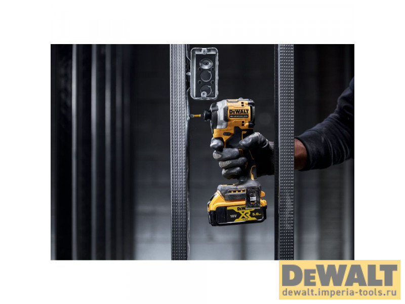 Аккумуляторный импульсный шуруповерт DeWALT, 18 В, 206 Нм, 3800 уд/мин, 3250 об/мин, с 2 АКБ 2 АЧ и ЗУ, в кейсе TSTAK, DCF850D2T