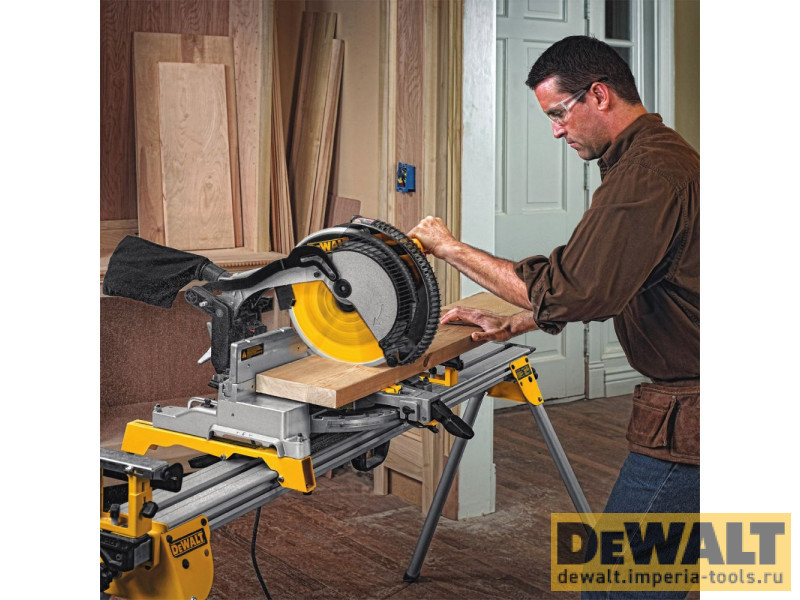 Торцовочная пила 1600 Вт DeWALT DWS715