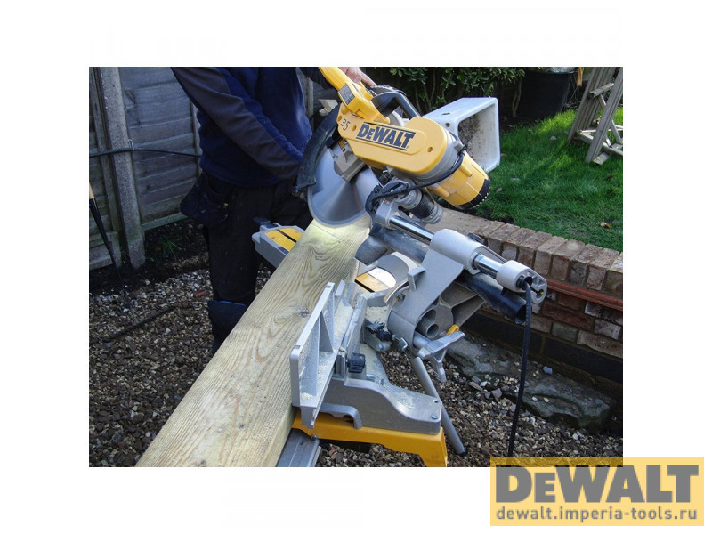 Торцовочная пила DeWALT, 1675 Вт, 305 мм, 3800 об/мин, DWS780 Торцовочная пила DeWALT, 1675 Вт, 305 мм, 3800 об/мин, DWS780