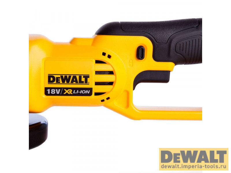 Аккумуляторная углошлифовальная машина DeWALT в кейсе TSTAKII, 18 В, XR, 125 мм, без АКБ и З/У Аккумуляторная углошлифовальная машина DeWALT в кейсе TSTAKII, 18 В, XR, 125 мм, без АКБ и З/У