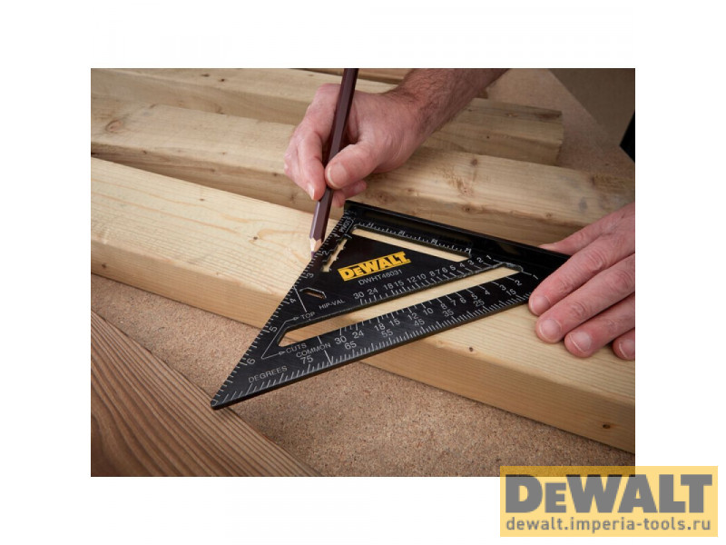Угольник кровельный DeWALT DWHT46031-0, 17.7 см.