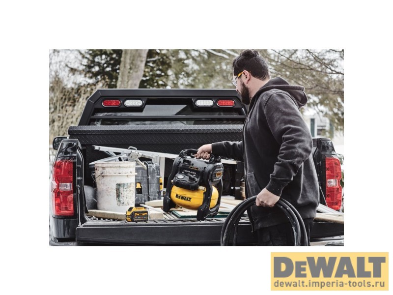 Аккумуляторный компрессор DEWALT DCC1018N, 18/54 В, 9.6 бар, 48 л/мин, без АКБ и ЗУ
