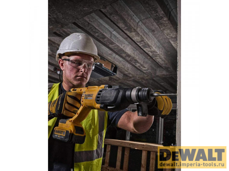 Аккумуляторный перфоратор DeWALT DCH033N, 18 В, без АКБ и ЗУ Аккумуляторный перфоратор DeWALT DCH033N, 18 В, без АКБ и ЗУ