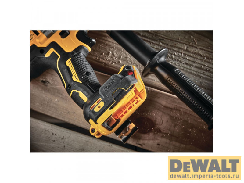 Аккумуляторная бесщеточная дрель-шуруповерт DeWALT DCD999N, 18 В, 2250 об/мин, 38250 уд/мин, без АКБ и ЗУ, в кейсе TSTAK