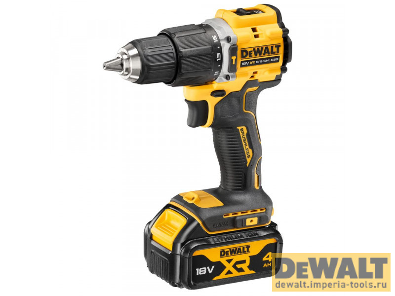 Аккумуляторная бесщеточная ударная дрель DEWALT, 18 В, 1650 об/мин, 28050 уд/мин, с 2 АКБ 4 Ач и ЗУ, в кейсе TSTAK, DCD100YM2T