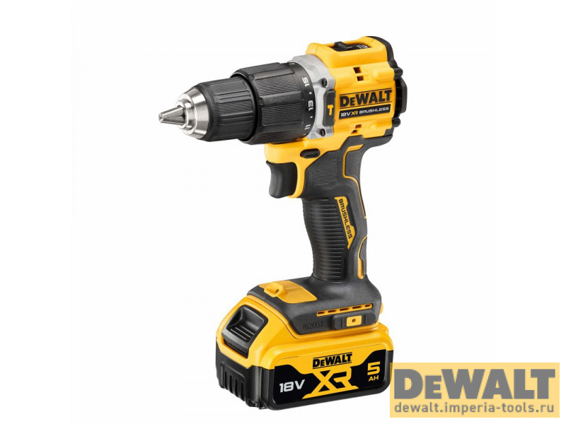 Аккумуляторная бесщеточная ударная дрель-шуруповерт DEWALT, 18 В, 1650 об/мин, 28050 уд/мин, с 2 АКБ 5 Ач и ЗУ, в кейсе TSTAK, DCD100YP2T