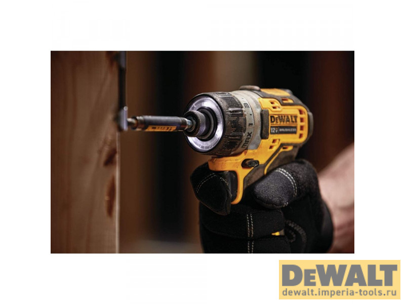 Аккумуляторный бесщеточный шуруповерт DEWALT, 12 В, 8 Нм, 1100 об/мин, без АКБ и ЗУ