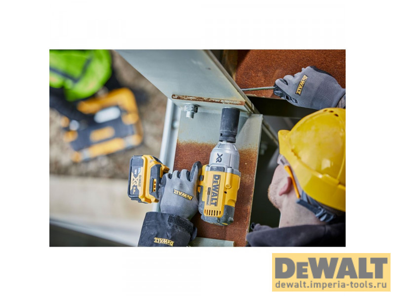 Аккумуляторный бесщеточный ударный гайковерт DEWALT, 18 В, 950 Нм, 2400 уд/мин, 1900 об/мин, без АКБ и ЗУ, в кейсе TSTAK, DCF897NT Аккумуляторный бесщеточный ударный гайковерт DEWALT, 18 В, 950 Нм, 2400 уд/мин, 1900 об/мин, без АКБ и ЗУ, в кейсе TSTAK, DCF897NT