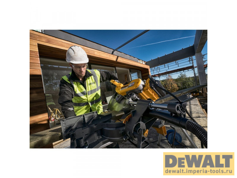 Аккумуляторная бесщеточная торцовочная пила DEWALT FLEXVOLT, 2x54 В, 305 мм, 3800 об/мин, с 2 АКБ 6 Ач и ЗУ, DHS780T2A Аккумуляторная бесщеточная торцовочная пила DEWALT FLEXVOLT, 2x54 В, 305 мм, 3800 об/мин, с 2 АКБ 6 Ач и ЗУ, DHS780T2A