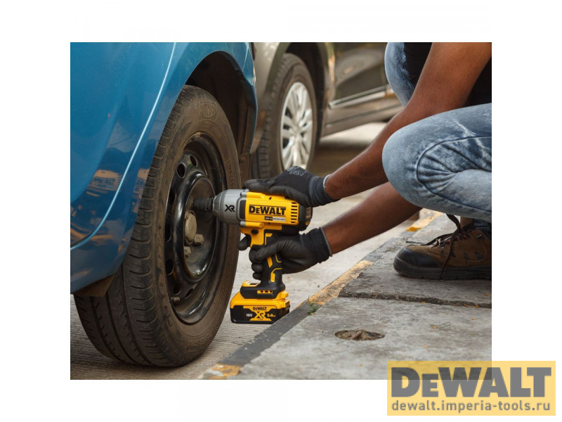 Аккумуляторный гайковерт DEWALT DCF899NT, 18 В, 950 Нм, 2400 уд/мин, без АКБ и ЗУ, в кейсе TSTAK (DCF899NT-XJ) Аккумуляторный гайковерт DEWALT DCF899NT, 18 В, 950 Нм, 2400 уд/мин, без АКБ и ЗУ, в кейсе TSTAK (DCF899NT-XJ)