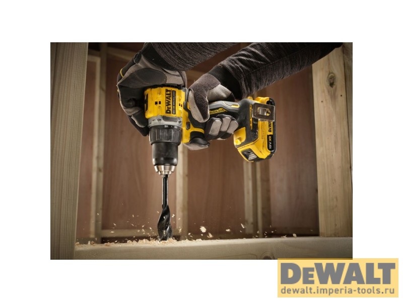 Аккумуляторная дрель-шуруповерт DeWALT DCD794D2T, 18 В, с 2 АКБ 2 Ач и ЗУ, в кейсе TSTAK