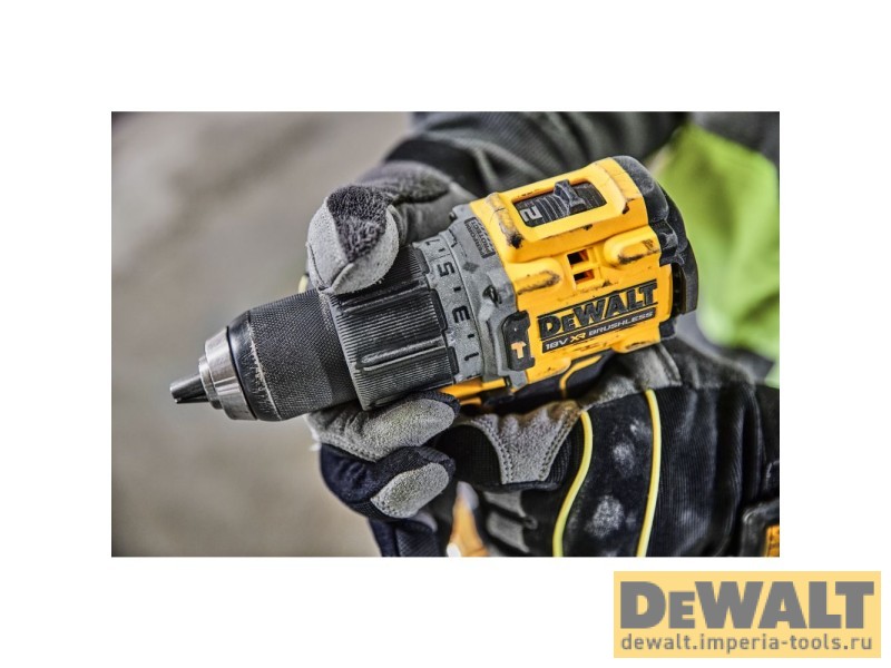 Аккумуляторная ударная дрель-шуруповерт DeWALT DCD805H2T, 18 В, с 2 АКБ 5 Ач и ЗУ, в кейсе TSTAK