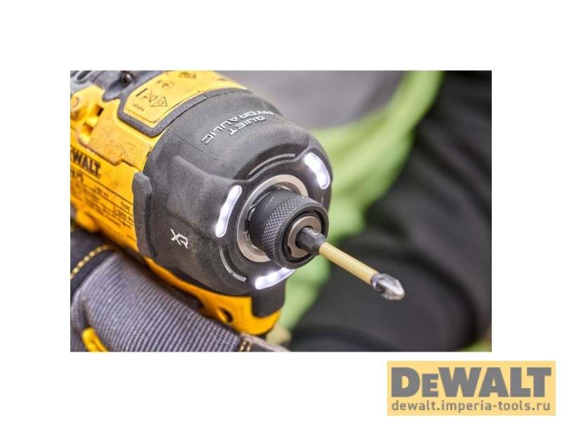 Аккумуляторный масляный шуруповерт DeWALT DCF870E2T, 18 В, с 2 АКБ 1.7 Ач и ЗУ, в кейсе TSTAK