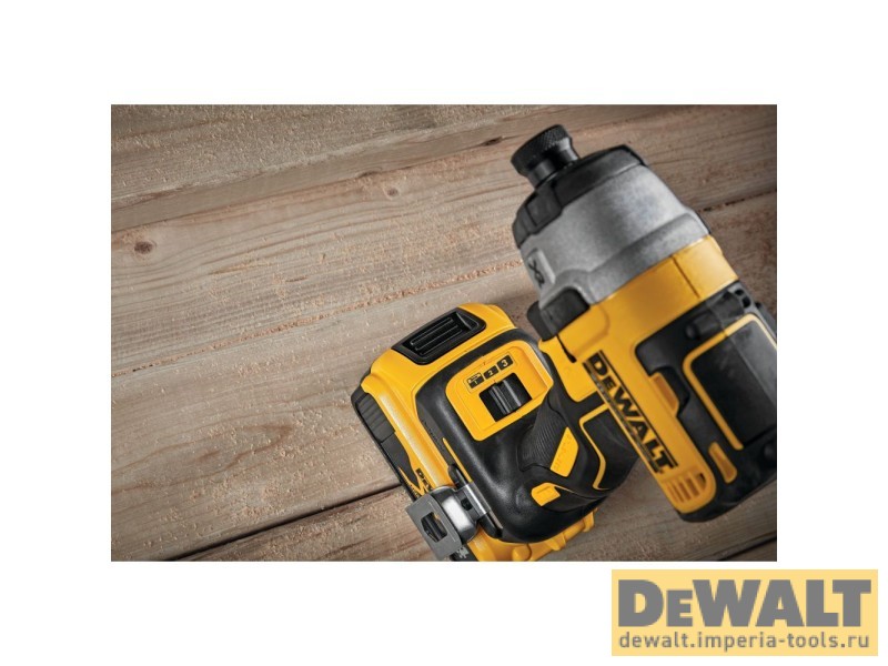 Аккумуляторный шуруповерт DeWALT DCF887N, 18 В, без АКБ и ЗУ