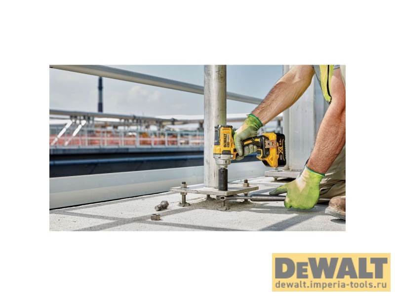 Аккумуляторный гайковерт DeWALT DCF896B, 20 В, без АКБ и ЗУ