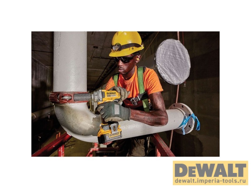 Аккумуляторный гайковерт DeWALT DCF896B, 20 В, без АКБ и ЗУ