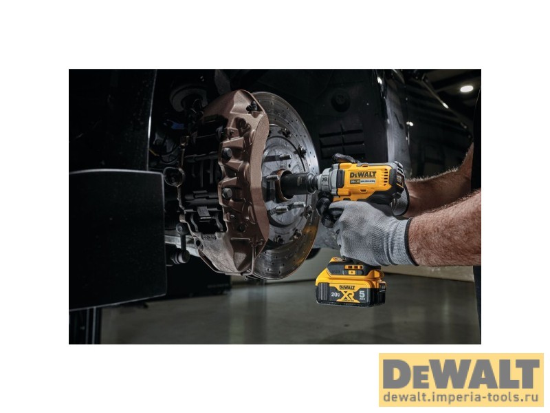Аккумуляторный гайковерт DeWALT DCF896B, 20 В, без АКБ и ЗУ