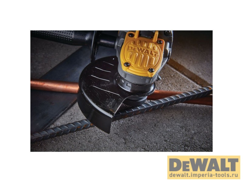 Аккумуляторная угловая шлифмашина DeWALT DCG416B, 20/60 В, без АКБ и ЗУ