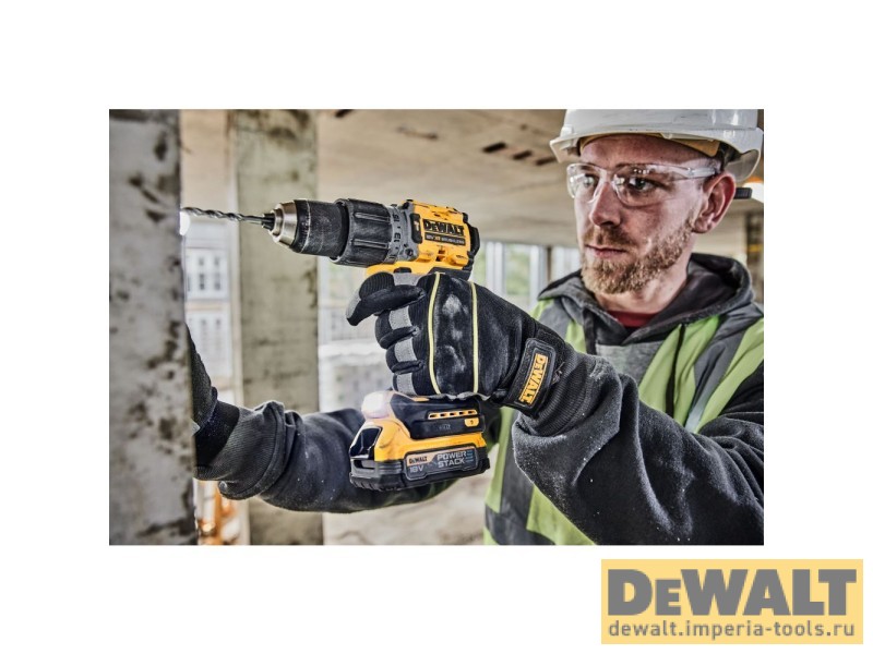 Набор аккумуляторный DeWALT DCK2026P2T, 18 В: дрель-шуруповерт DCD805 + УШМ DCG405, с 2 АКБ 5 Ач и ЗУ, в кейсе TSTAK