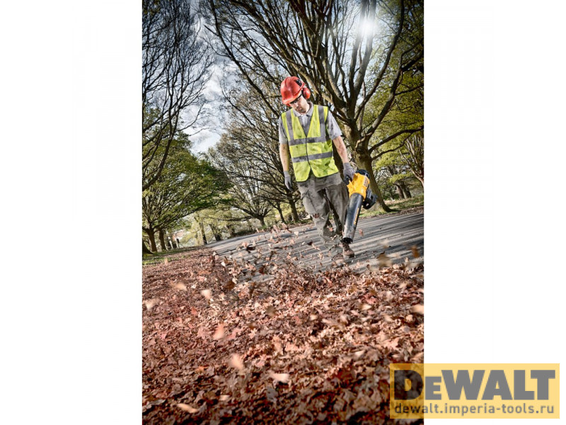 Воздуходув аккумуляторный профессиональный 18 Вольт DeWALT DCM562PB без аккумулятора и ЗУ