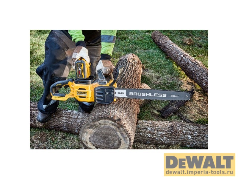 Аккумуляторная цепная пила DeWALT DCMCS575X1, 54 В, с АКБ 3 Ач и ЗУ