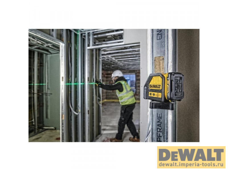 Самовыравнивающийся линейный ЗЕЛЕНЫЙ лазерный уровень DeWALT DCE088D1G