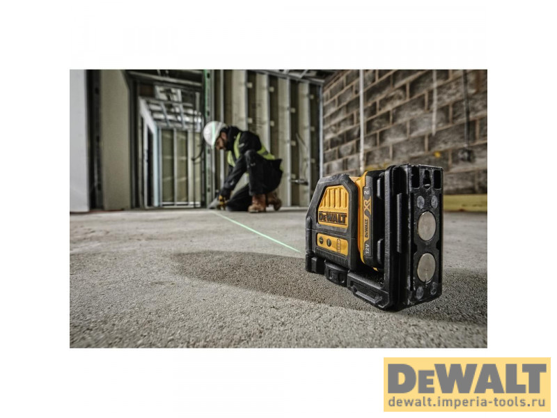 Самовыравнивающийся линейный ЗЕЛЕНЫЙ лазерный уровень DeWALT DCE088D1G