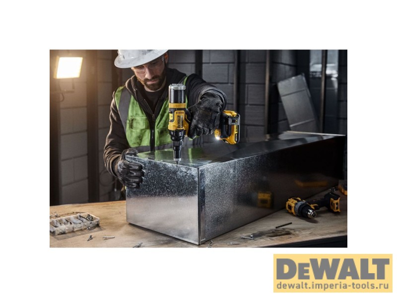 Аккумуляторный заклепочный пистолет DEWALT DCF403D2GT, 18 В, с 2 АКБ Ач и ЗУ, в кейсе TSTAK (DCF403D2GT-QW)