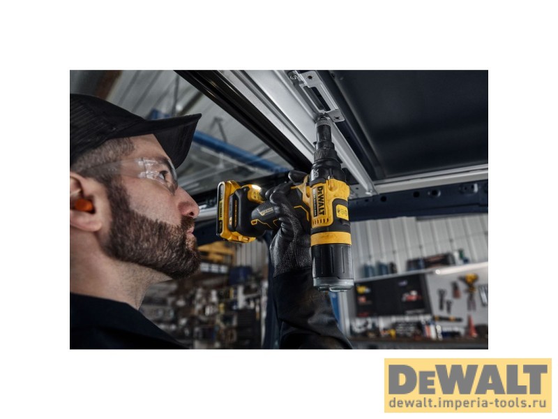 Набор носиков для заклепочного пистолета DEWALT DCFA4142, для DCF403, 4.8/6/6.4 мм, 3 шт.