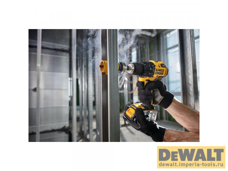Аккумуляторная бесщеточная дрель-шуруповерт DeWALT, 18 В, 1650 об/мин, с 2 АКБ 5 Ач и ЗУ, в кейсе TSTAK, DCD708P2T Аккумуляторная бесщеточная дрель-шуруповерт DeWALT, 18 В, 1650 об/мин, с 2 АКБ 5 Ач и ЗУ, в кейсе TSTAK, DCD708P2T