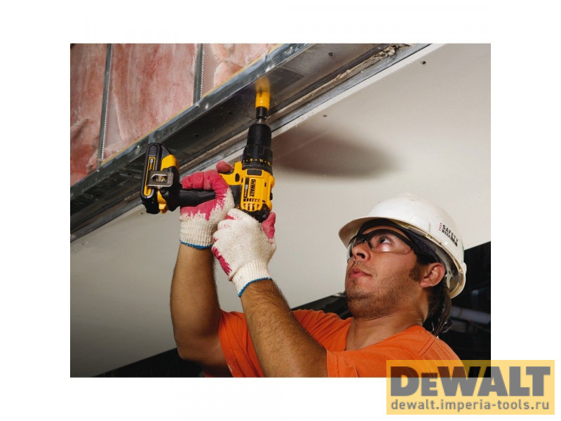 Аккумуляторная безударная дрель-шуруповерт DeWALT DCD780C2, 18 В, XR