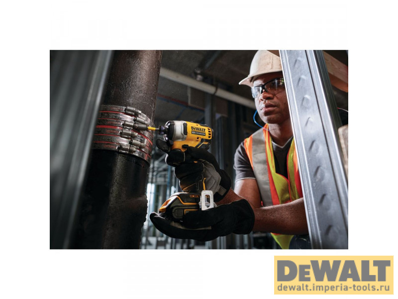 Аккумуляторный бесщеточный шуруповерт DeWALT, 18 В, 190 Нм, 2800 об/мин, 3200 уд/мин, с 2 АКБ 2 Ач и ЗУ, в кейсе TSTAK, DCF809D2T