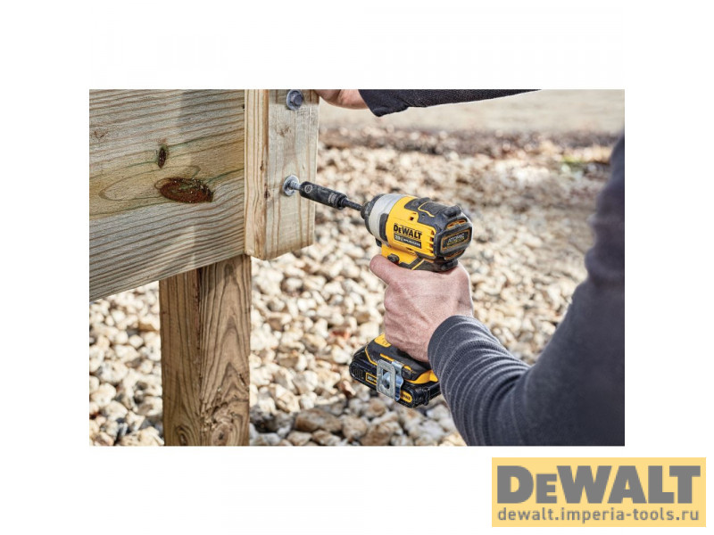 Аккумуляторный бесщеточный шуруповерт DeWALT, 18 В, 190 Нм, 2800 об/мин, 3200 уд/мин, с 2 АКБ 2 Ач и ЗУ, в кейсе TSTAK, DCF809D2T
