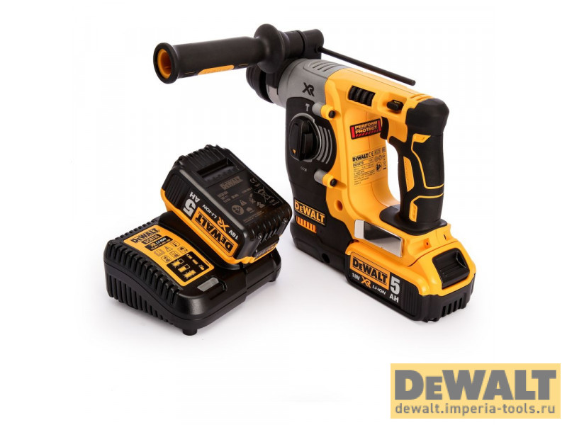 Аккумуляторный бесщеточный перфоратор DeWALT, 18 В, 2.1 Дж, 4600 уд/мин, 1100 об/мин, с 2 АКБ 5 Ач и ЗУ, в кейсе, DCH273P2 Аккумуляторный бесщеточный перфоратор DeWALT, 18 В, 2.1 Дж, 4600 уд/мин, 1100 об/мин, с 2 АКБ 5 Ач и ЗУ, в кейсе, DCH273P2