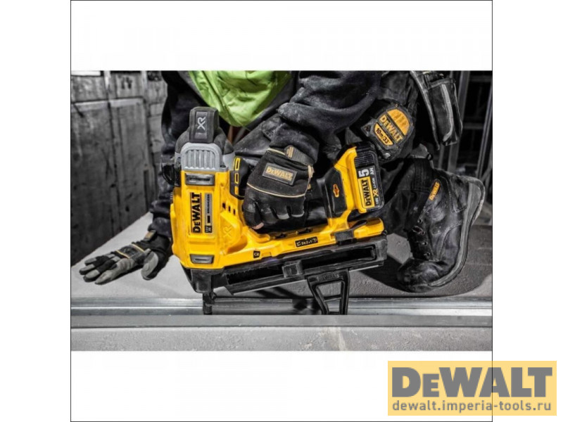 Монтажный пистолет по бетону DeWALT DCN890P2, 5 Ач, 18 В Монтажный пистолет по бетону DeWALT DCN890P2, 5 Ач, 18 В