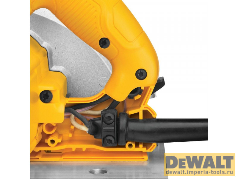 Дисковая ручная пила DeWALT DWE575, 1600 Вт, 5200 об/мин