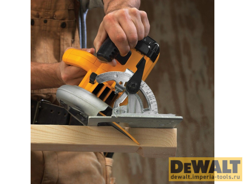 Дисковая ручная пила DeWALT DWE575, 1600 Вт, 5200 об/мин