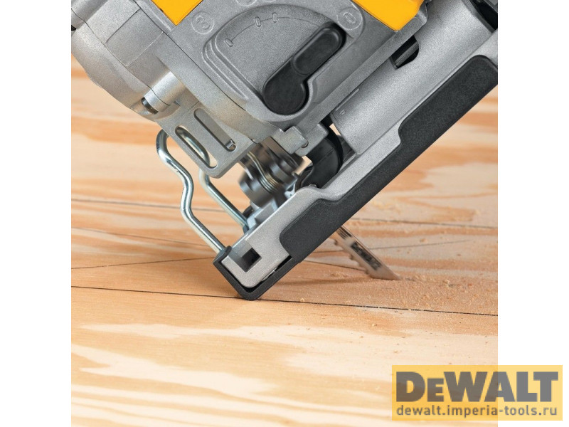 Лобзик с верхней рукояткой DeWALT DW331KT, 701 Вт, кейс Лобзик с верхней рукояткой DeWALT DW331KT, 701 Вт, кейс