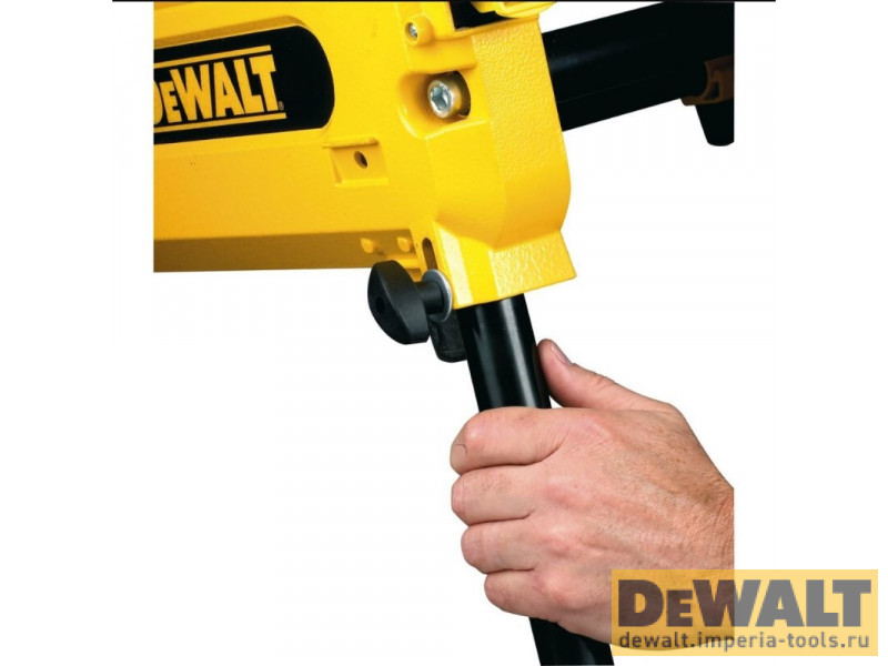 Комбинированная торцовочная-распиловочная пила DeWALT DW743N, 2000 Вт, 2850 об/мин Комбинированная торцовочная-распиловочная пила DeWALT DW743N, 2000 Вт, 2850 об/мин